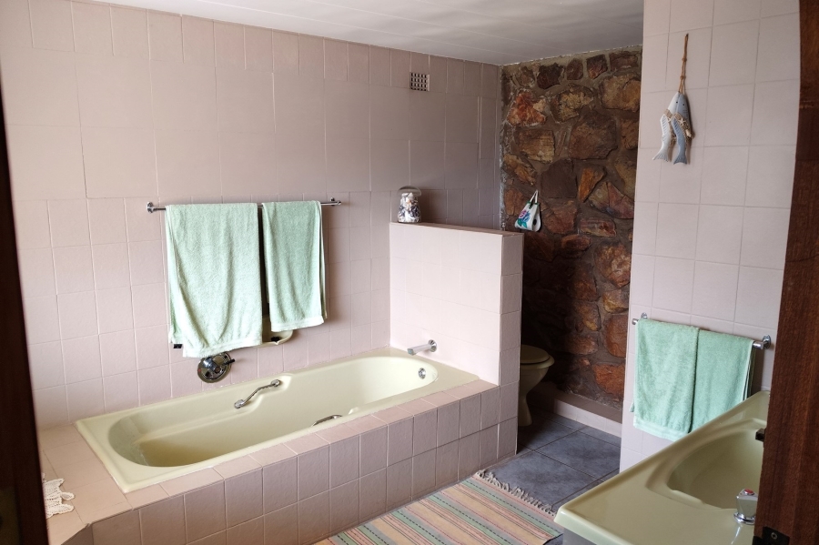 Commercial Property for Sale in Hartbeespoort Rural North West